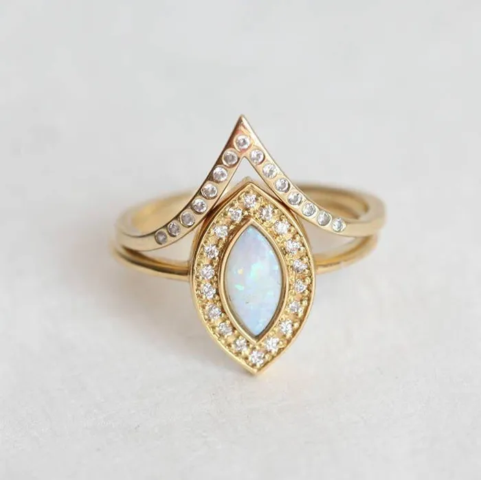 Rings capucinne Rihanna Marquise Opal Ring
