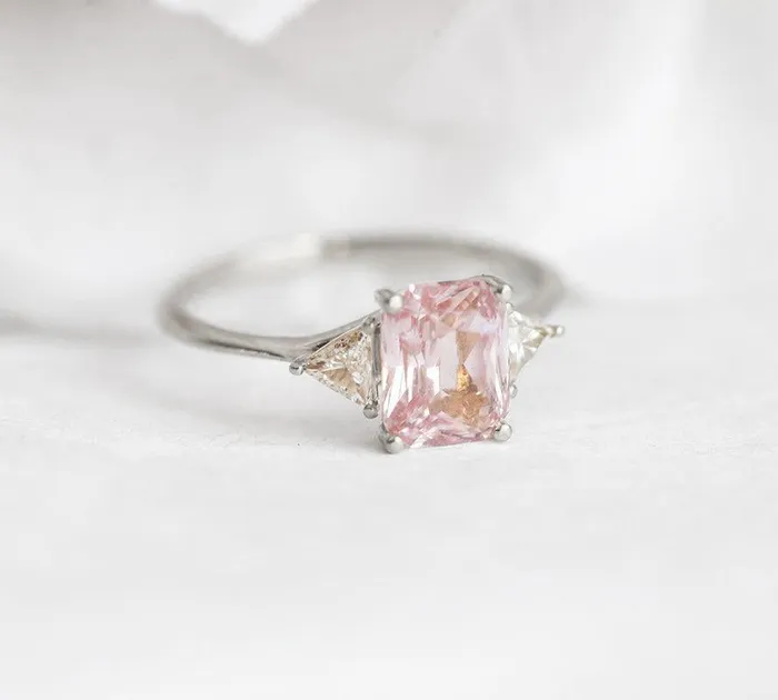 Rings Capucinne Theresa Sapphire Diamond Ring