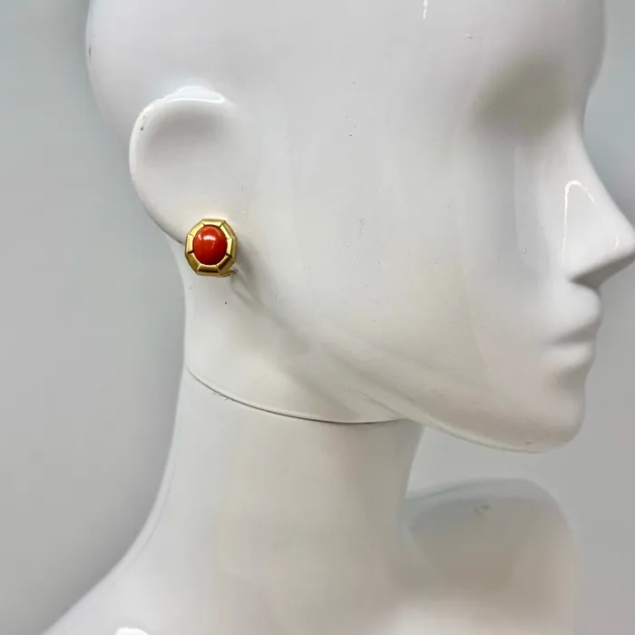 Ronald Stone PreStyled Sets Ronald Stone 18K Gold Oval Earclips with Coral