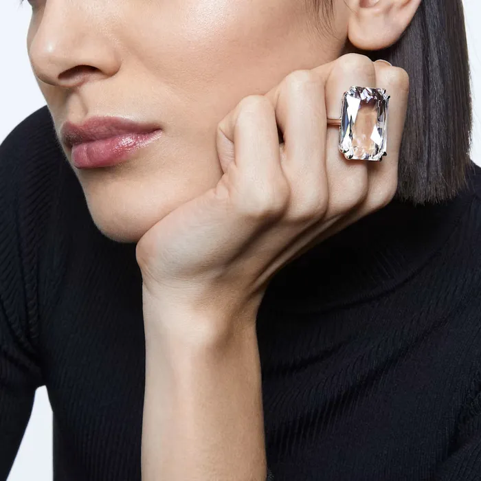 Swarovski Swarovski Mesmera Cocktail Ring Oversized crystal White Rhodium plated Rings Swarovski Swarovski Mesmera Cocktail Ring Oversized crystal White Rhodium plated Rings